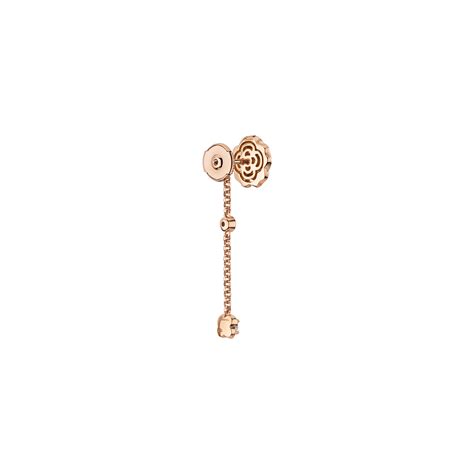 chanel ohrribge|Chanel extrait earrings.